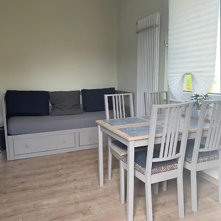 Aparthotel Senfbude - Wunderschoene Fuer 4 Personen Mit Terrasse & Stellplatz Leipzig