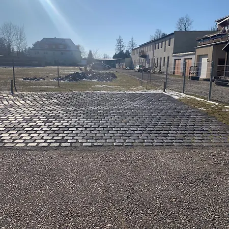 Senfbude - Wunderschoene Fuer 4 Personen Mit Terrasse & Stellplatz Leipzig